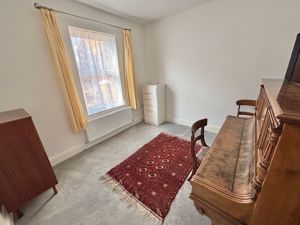 Lounge- click for photo gallery